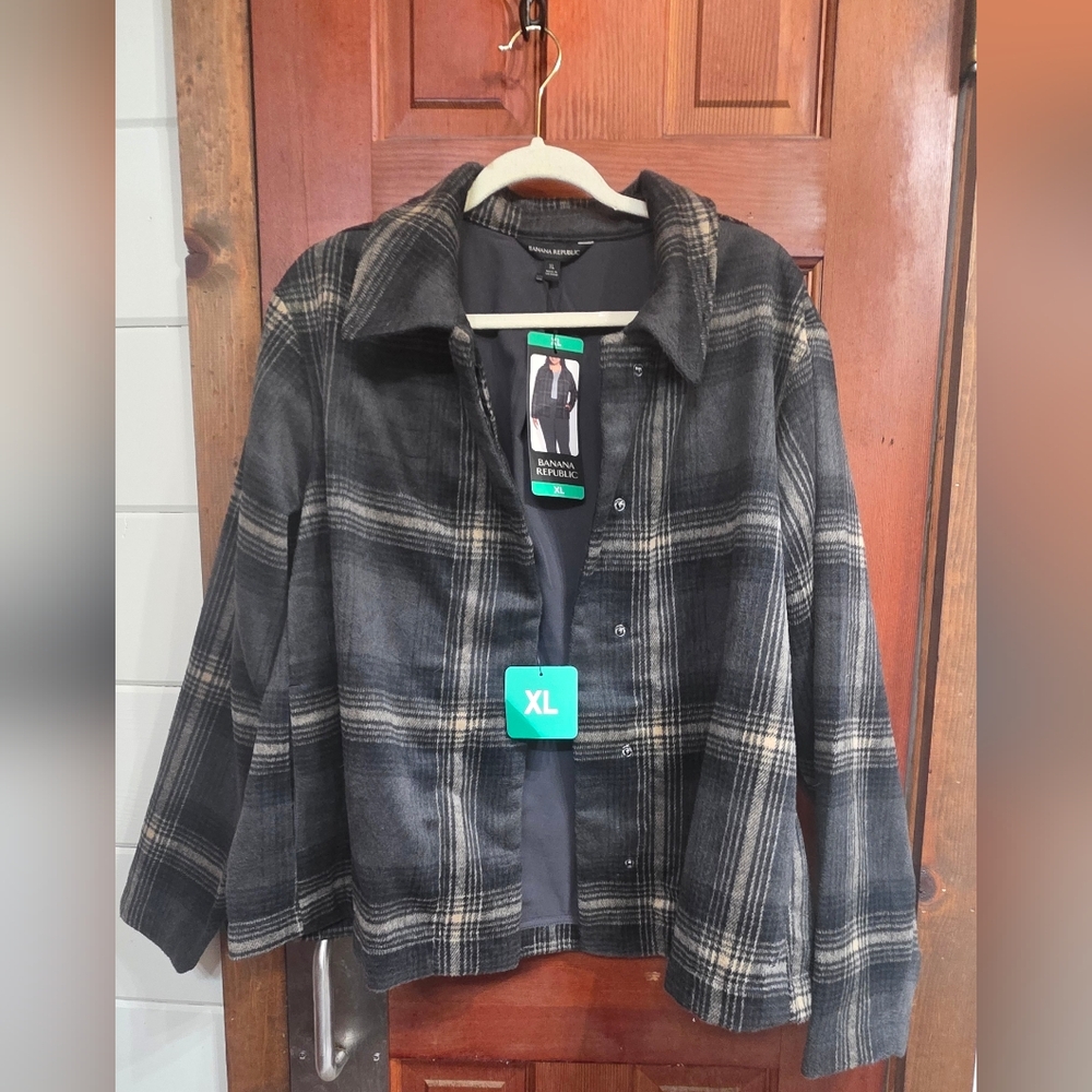 Banana Republic Women's Dark Gray Plaid Utility Jacket